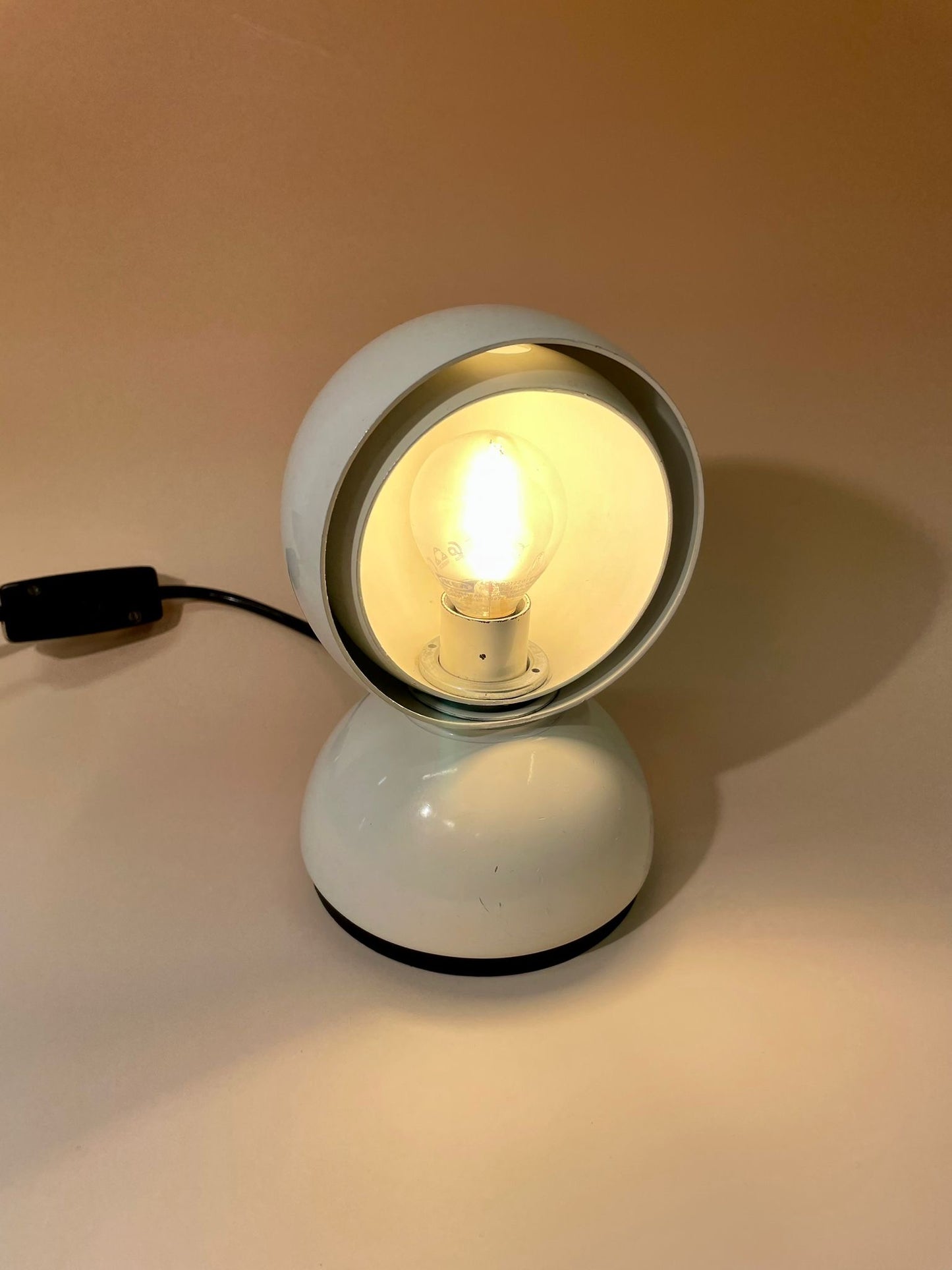 Artemide Eclisse Table Lamp