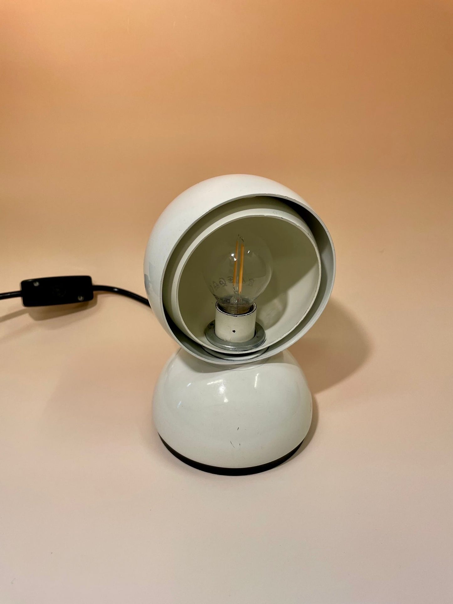 Artemide Eclisse Table Lamp