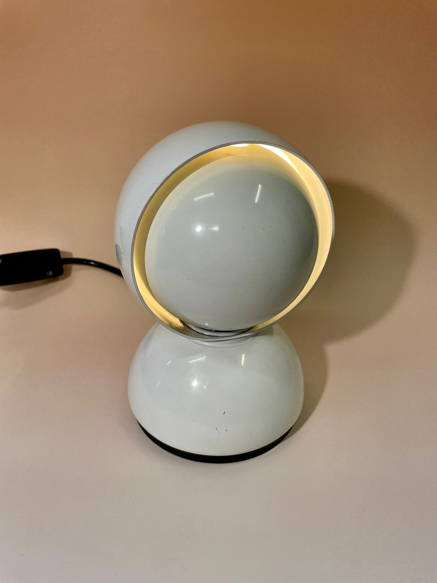 Artemide Eclisse Table Lamp